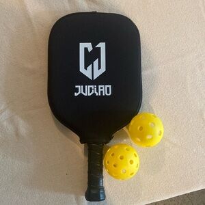 Juciao Pickleball Paddle, Cover and Balls